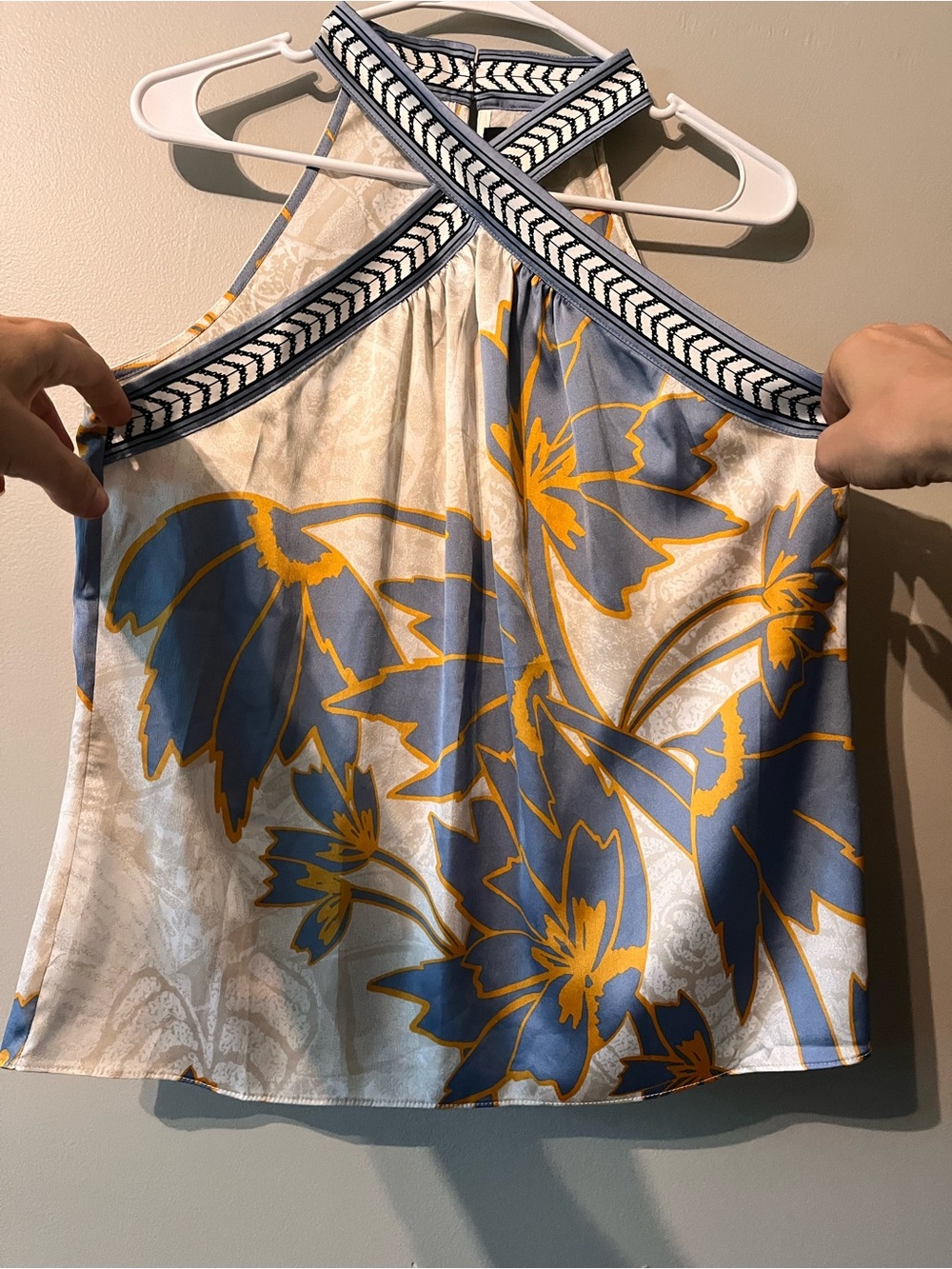 WHBM Top Women's Cross Halter Draped Floral Keyhole Back Date Night Size 10